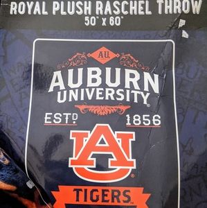 Auburn Tigers Throw Blanket